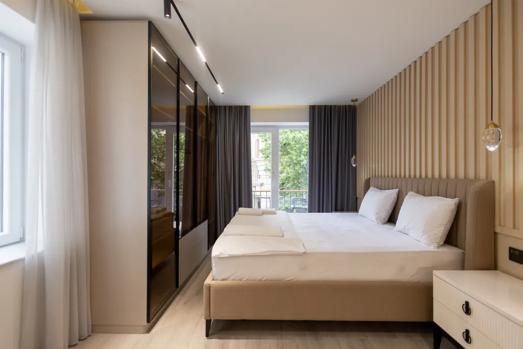 Современная дизайнерская квартира рядом с метро — аренда посуточно в Баку