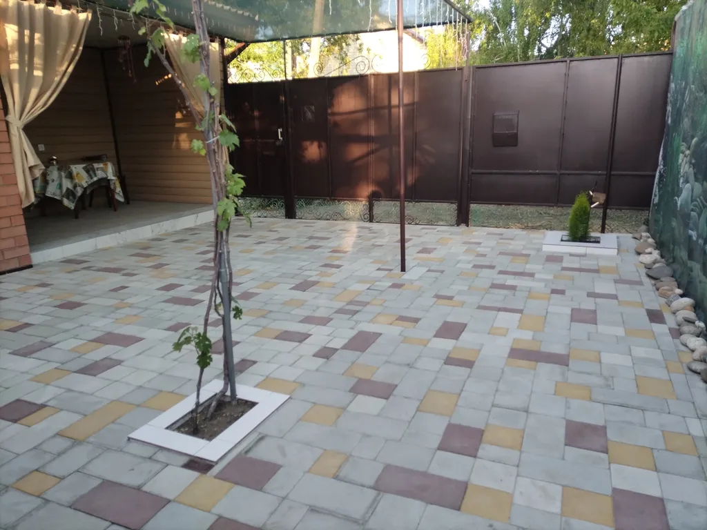 Уютный домик возле моря