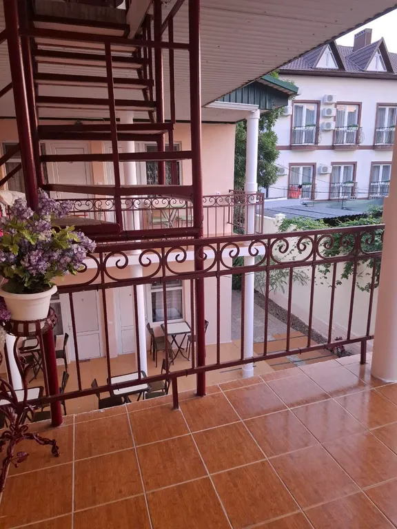 Семейный номер с видом на горы