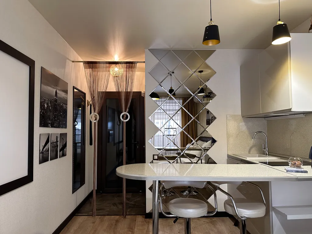 Студия Америка с кинотеатром, террасой и кухней