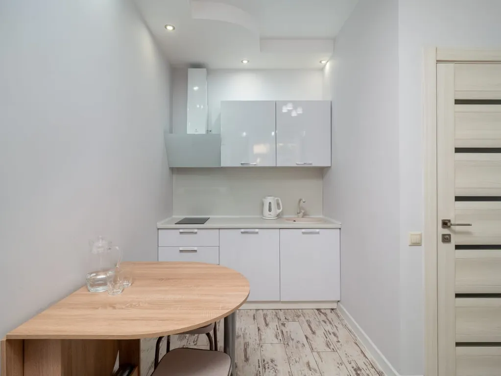 Квартира Квартира Уютная студия у моря с теплым бассейном — Сириус