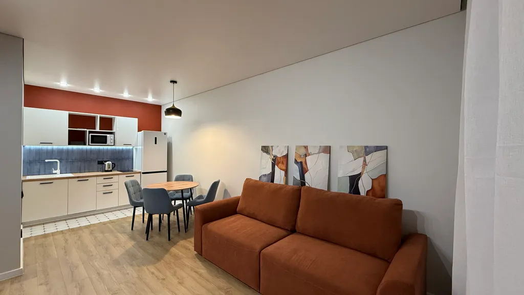 Современная однокомнатная квартира в центре Тюмени — аренда посуточно в Тюмень