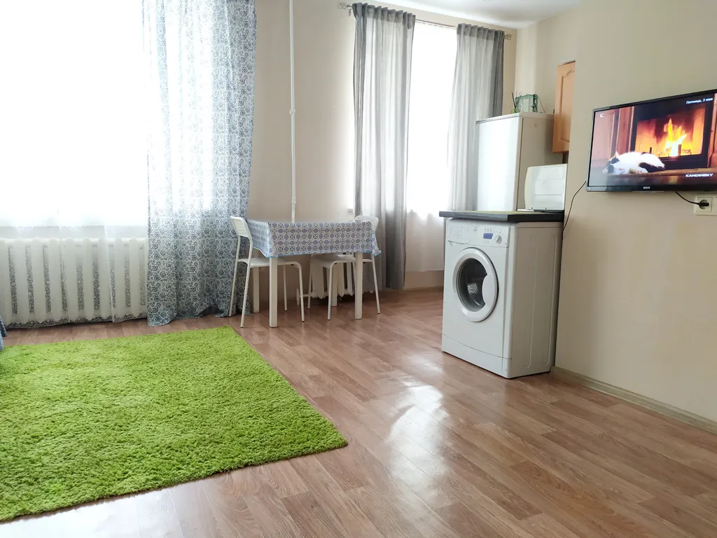 Квартира Уютная квартира возле метро Золотая нива — Новосибирск