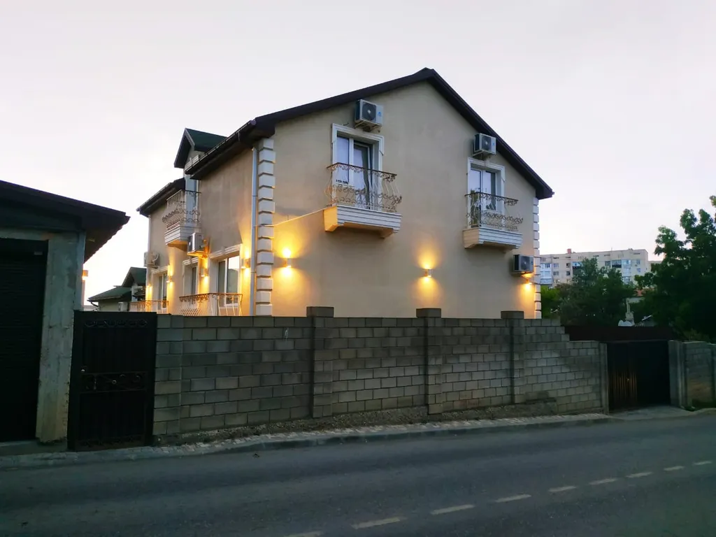 Квартира 2-комнатная Квартира — Севастополь