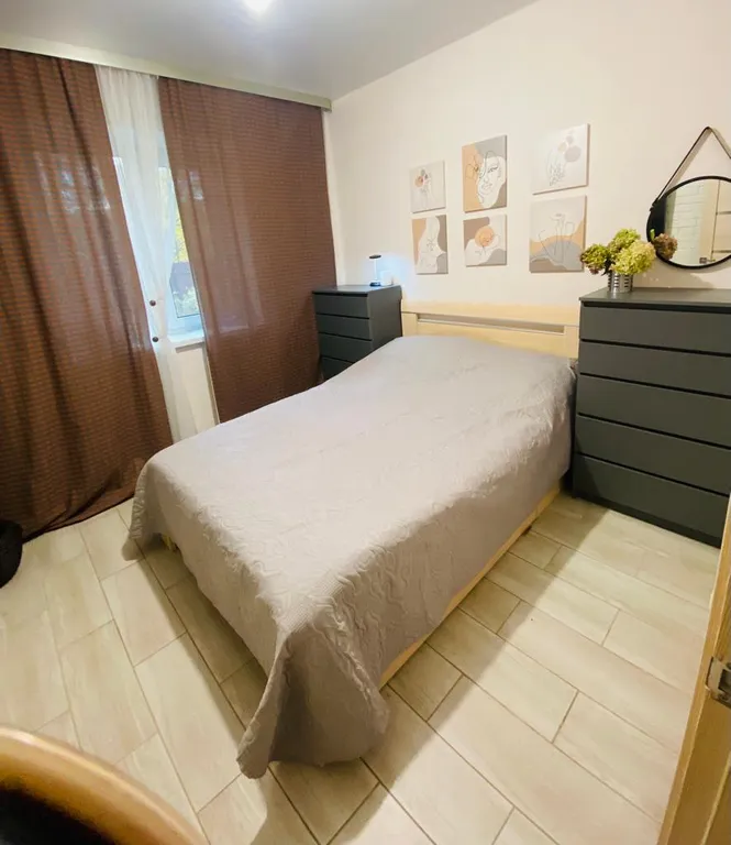 Дом в лесу у залива