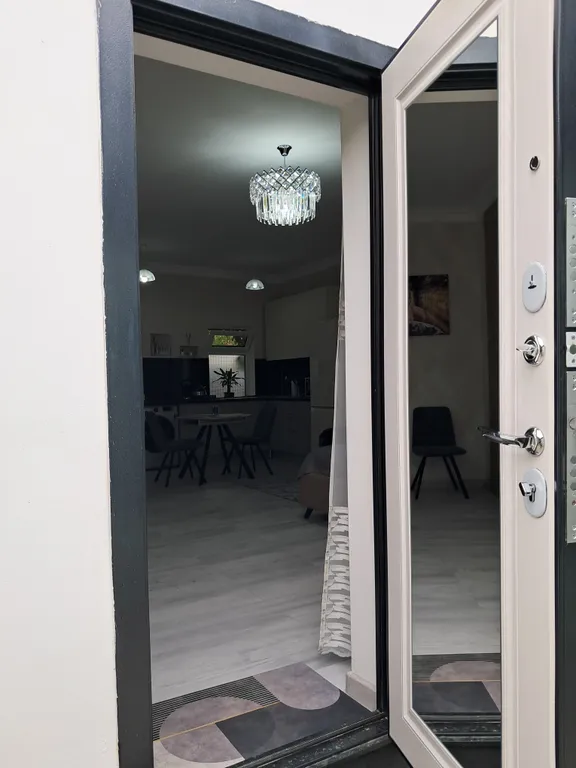 Коттедж Дом в уютном, тихом, озеленёном дворике, есть все необходимое — Махачкала