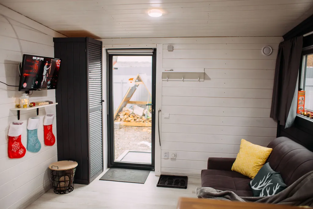 Домик у леса