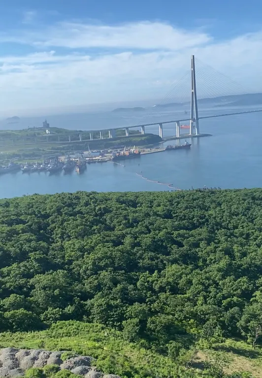 Двухуровневая квартира с видом на море