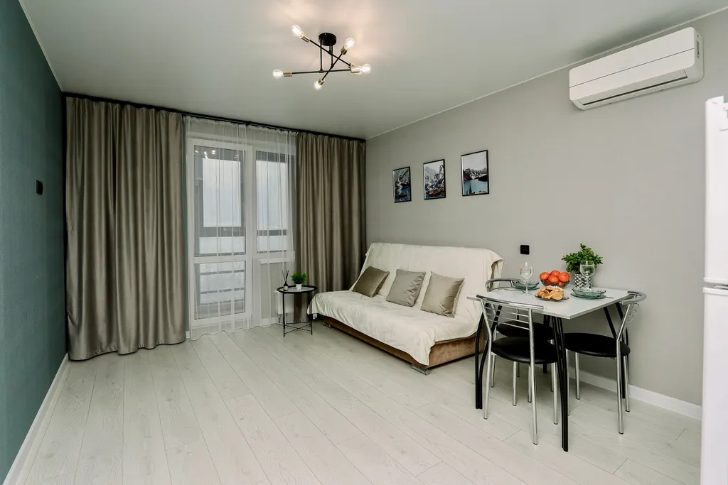 Евро двухкомнатная квартира для комфортного отдыха в центре города