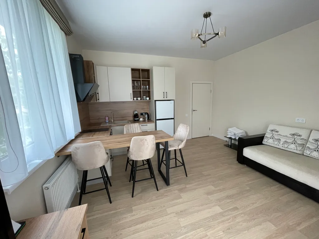 Уютная квартира в ЖК Резиденция Анаполис — аренда посуточно в Варваровка