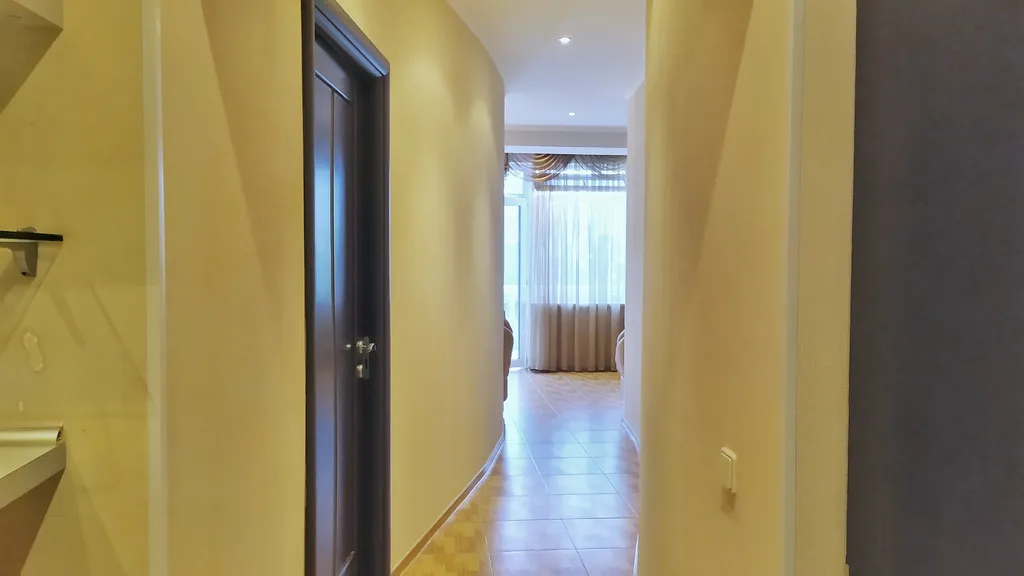 Апартамент на первой линии у самого синего Чёрного моря