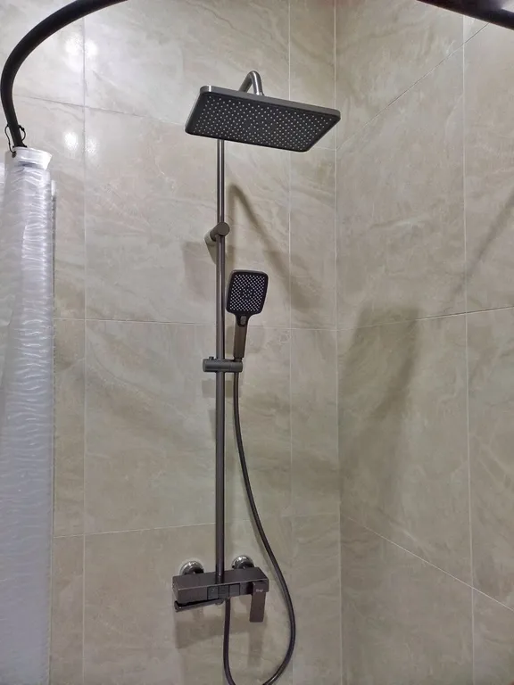 Комфортный семейный номер-студия с видом на горы