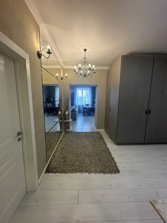 Трехкомнатная квартира в самом центре