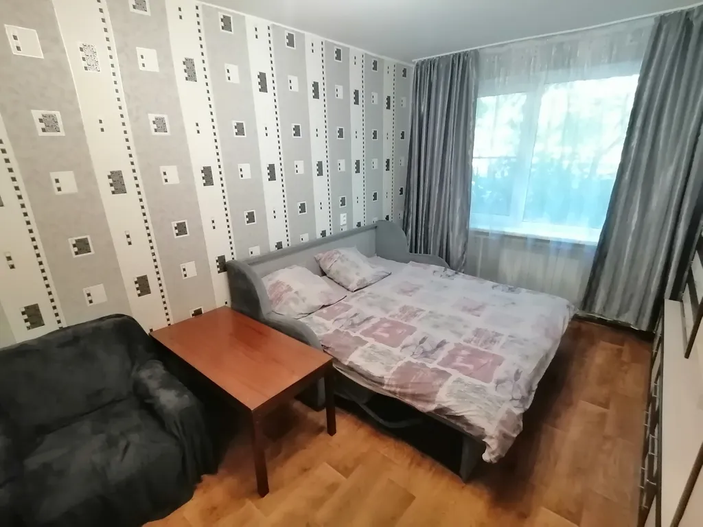 Комната у метро Проспект Просвещения