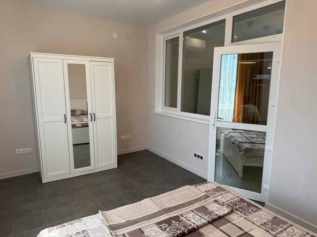 Половина Коттеджа