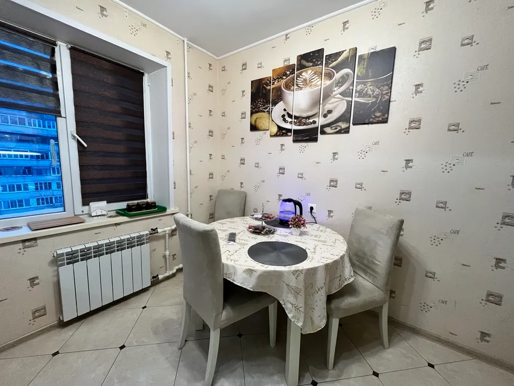 Большая тёплая уютная квартира с тремя отдельными комнатами и лоджией