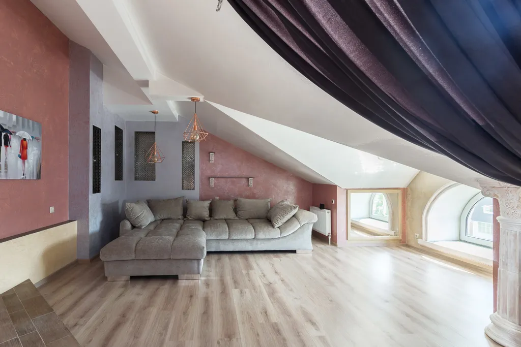 Мансардная квартира в центре города