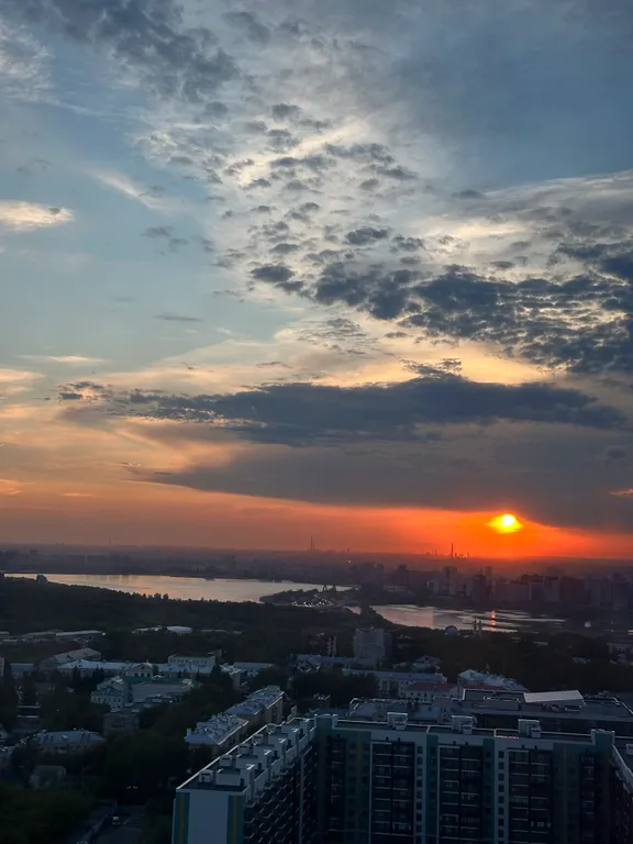 Апартаменты в небоскрёбе с видом на весь город