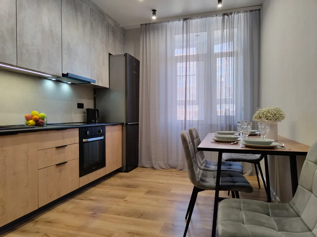 Стильная двухкомнатная квартира рядом с Экспоград-Юг