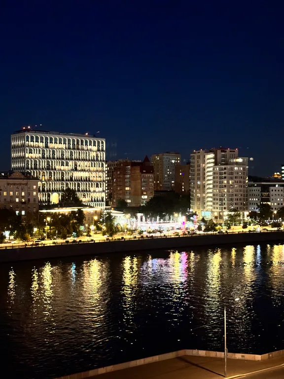 Квартира Квартира в центре с видом на набережную Москвы-реки — Москва
