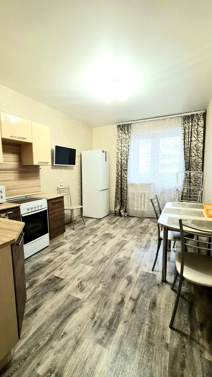 Уютная квартира — аренда посуточно в Тюмень