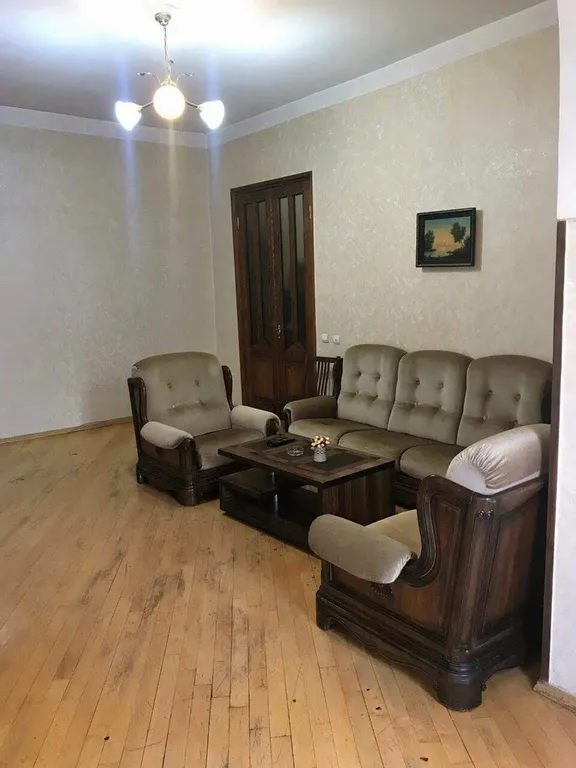 4-комнатная Квартира