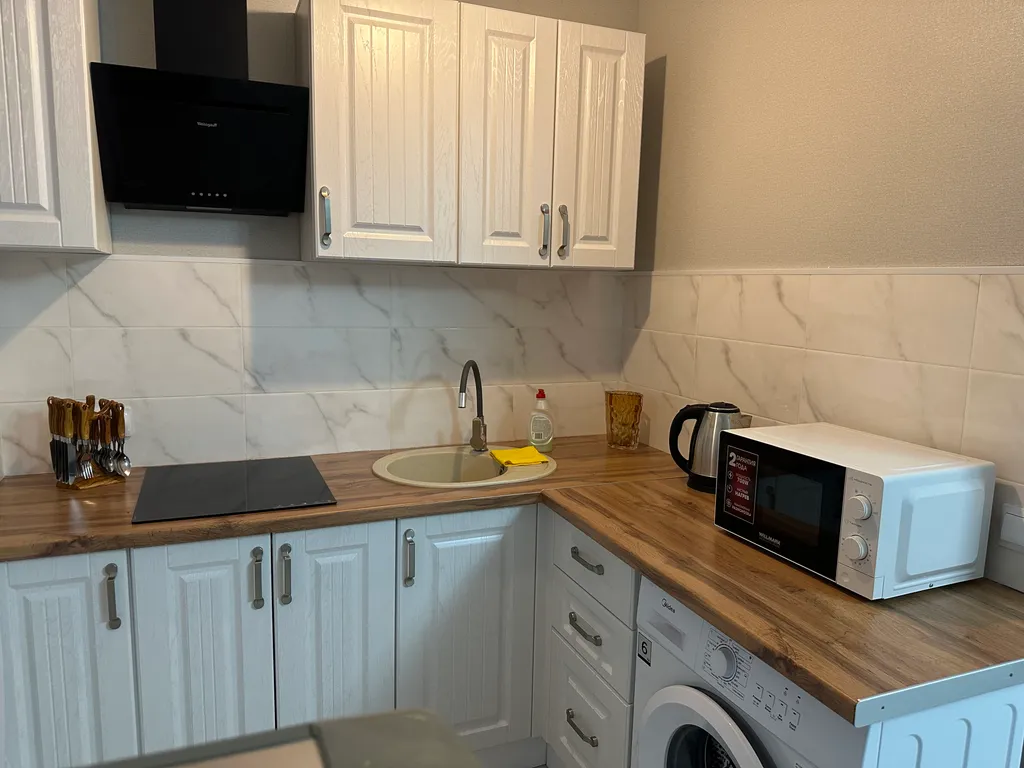 Квартира Квартира Новая уютная студия в центре у моря — Гагра