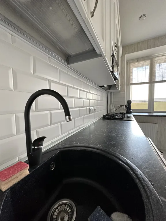 Квартира 2-комнатная Квартира — Тельмана