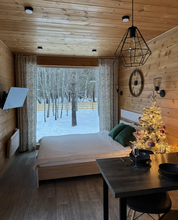 Двухместный 2 домик в лесу