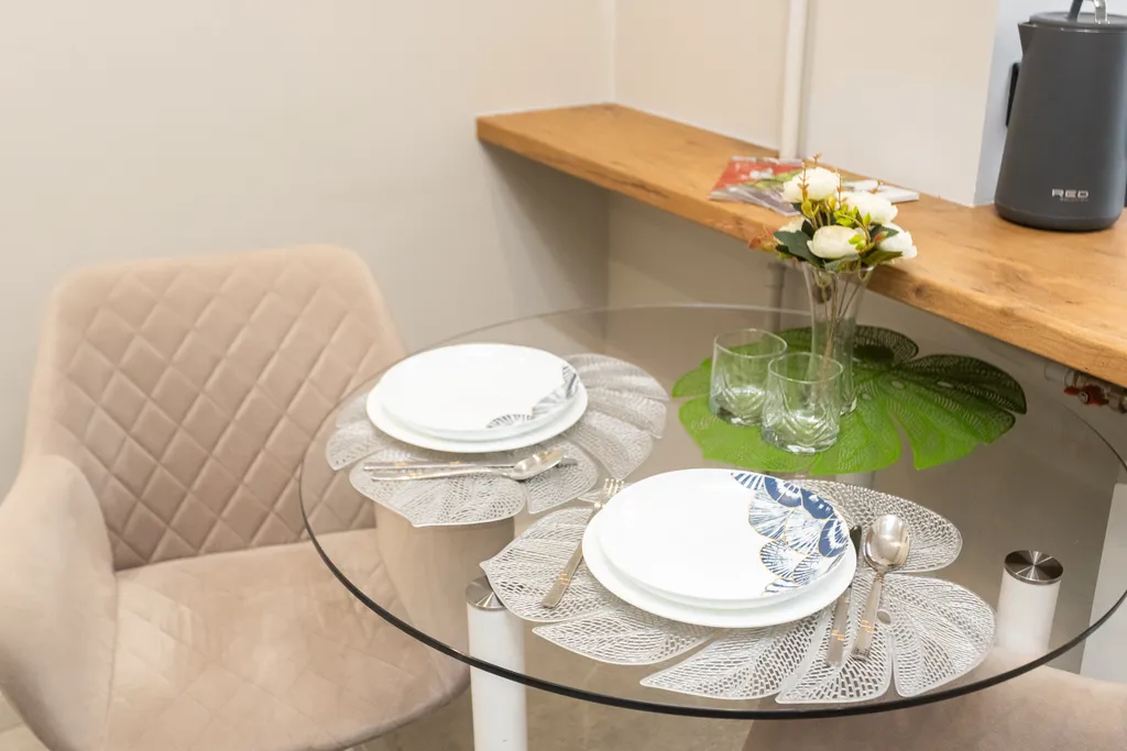 Уютная квартира с двумя балконами в центре рядом с Островом Канта