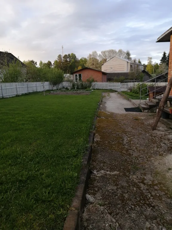 Просторная 3-комнатная квартира с отдельным входом и зоной отдыха во дворе