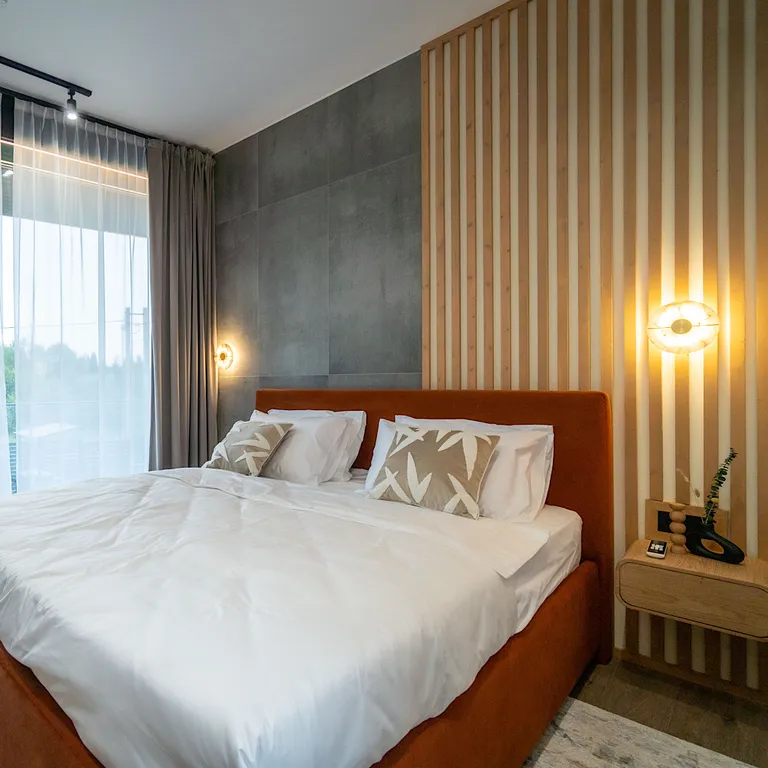 Домик в Икше с сауной и камином (Glassbox108 Premium 2)