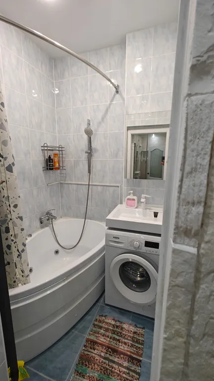 Яркая двушка в центре