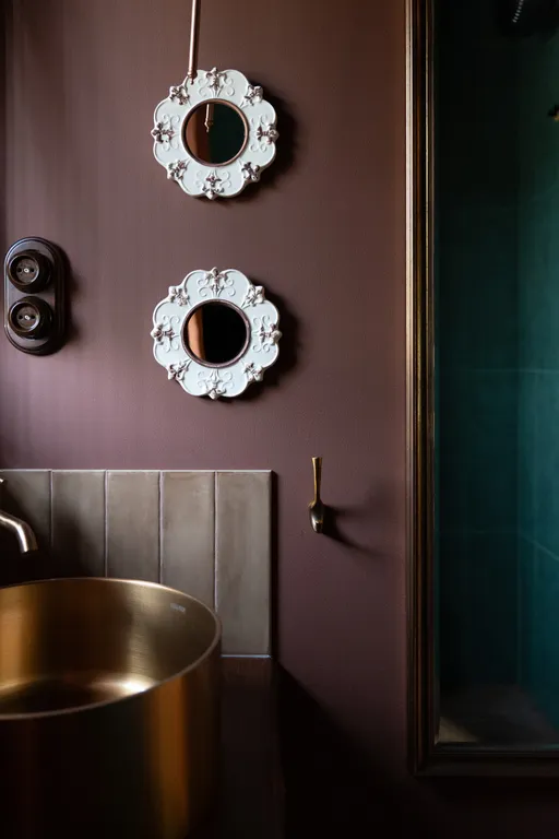 Сказочный уютный домик у моря