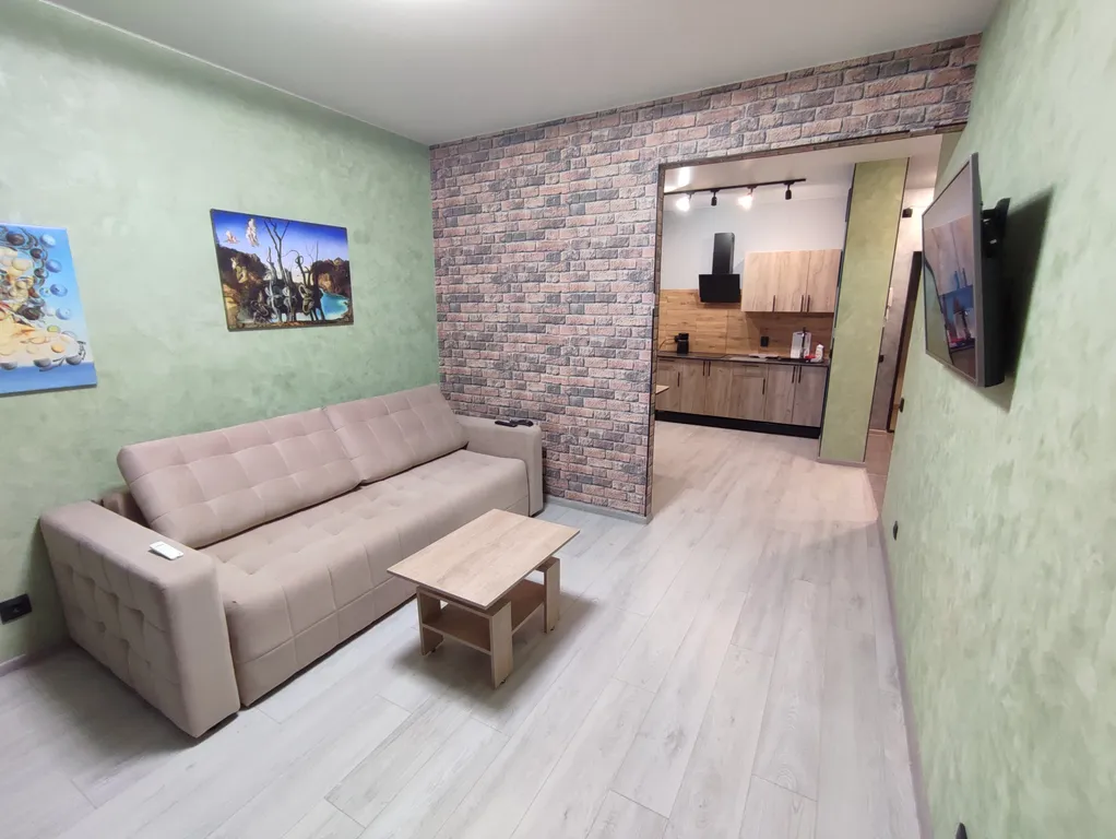 Квартира евродвушка в районе ДКЖ