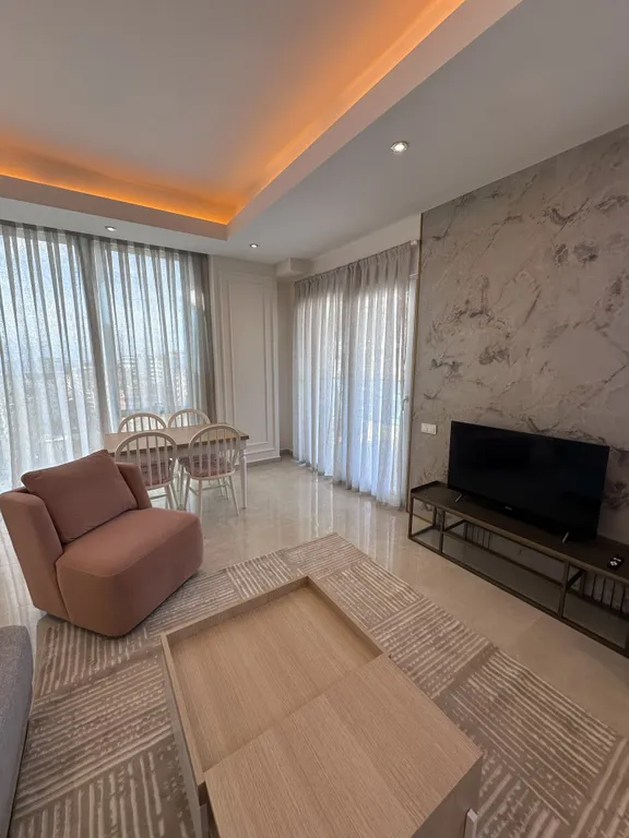 Светлая уютная квартира в Махмутларе с панорамным видом на море и горы