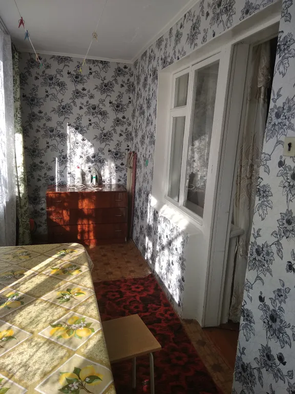 Квартира Тихая двухкомнатная квартира на 1 этаже — Лабинск