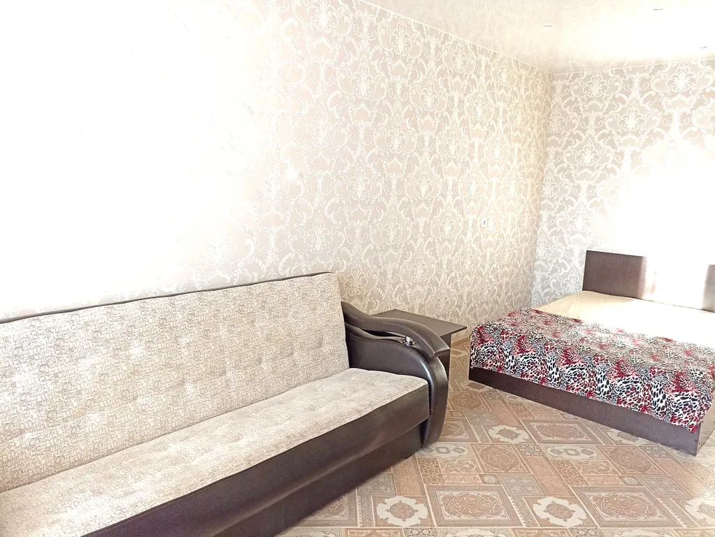 Квартира у ТЦ "Галерея"