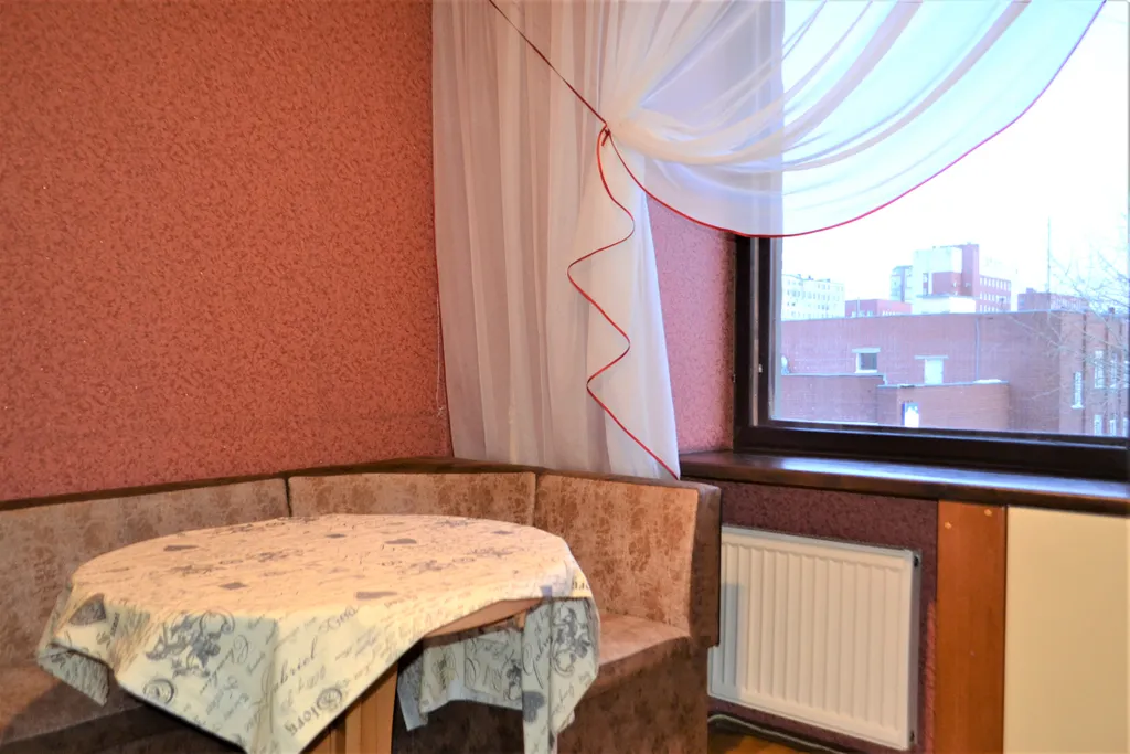 Двухкомнатная квартира с раздельными комнатами в центре возле МАГУ