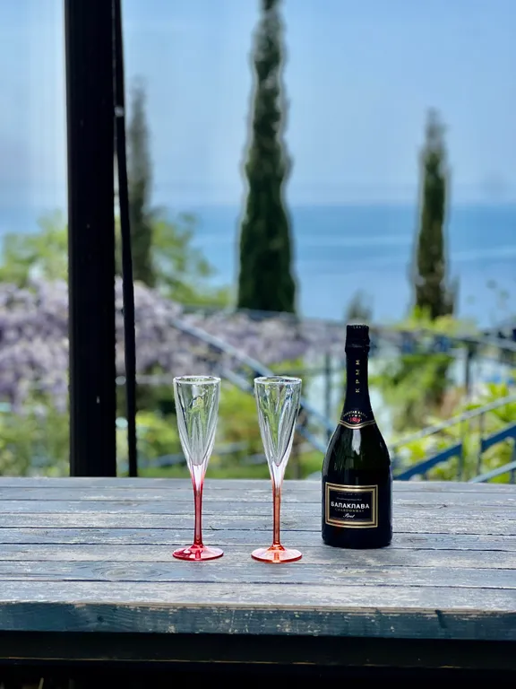 Большая квартира в Ялте с террасой