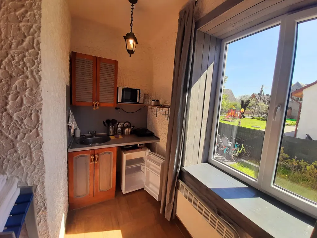 Трёхместная квартира с отдельно стоящей беседкой