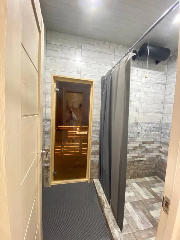 Коттедж Новый коттедж с русской баней на дровах — Тосно