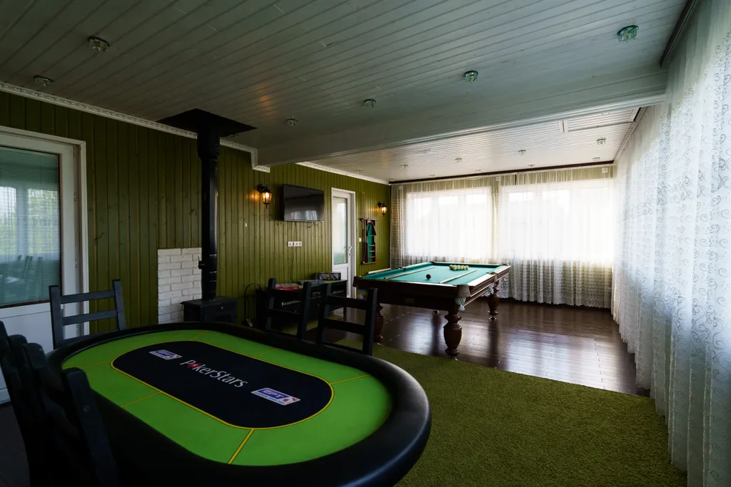 Коттедж Шикарный дом для мероприятий с камином, бильярдом, сауной на дровах — Заворово