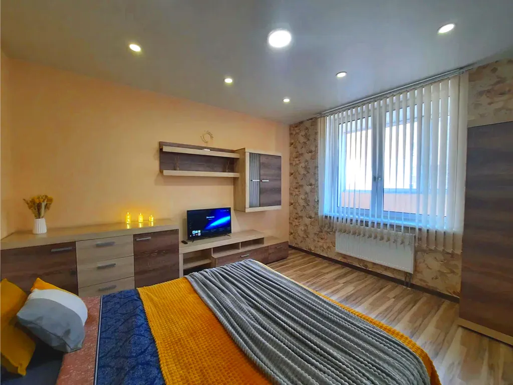 Современный уголок уюта: квартира-студия с полной комплектацией