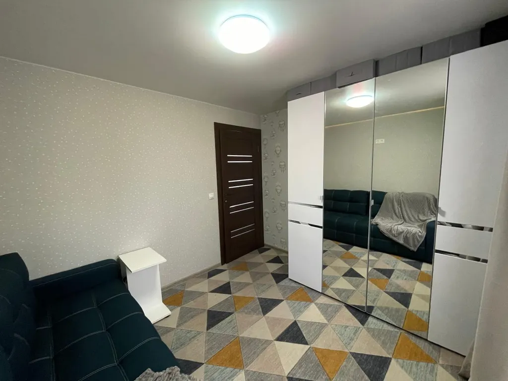 Загородный дом с беседкой