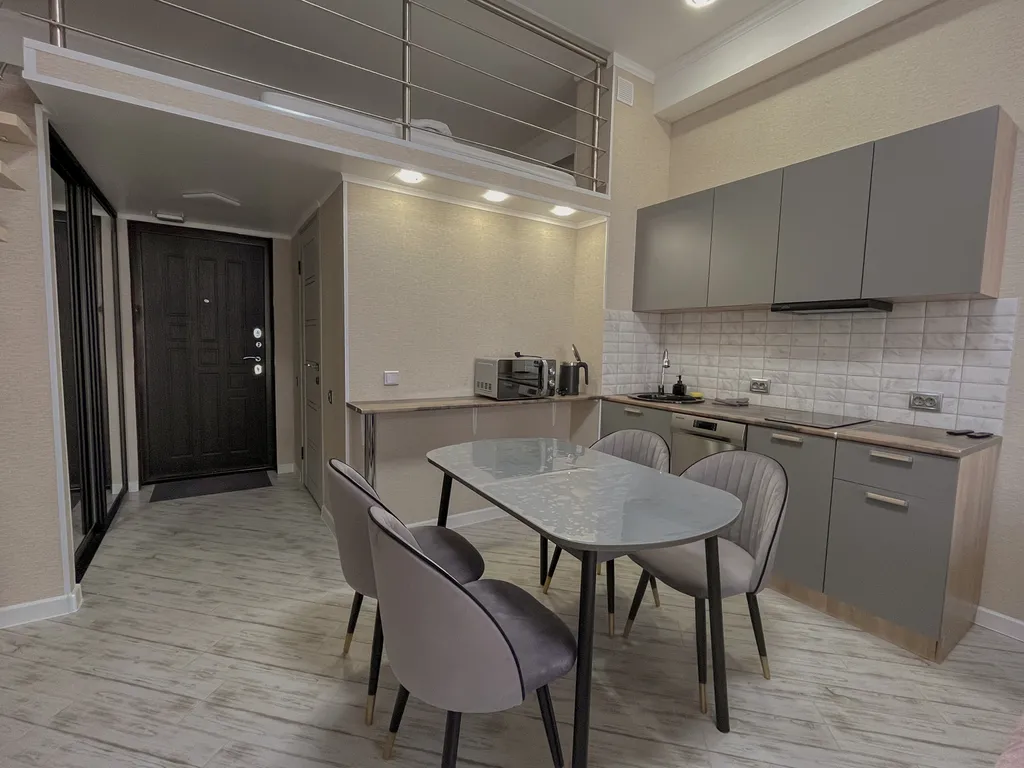 Квартира Квартира Двухуровневая студия в ЖК «Грин Сейл Парк» — Сириус