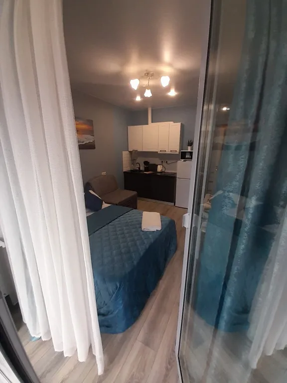 Студия с красивым видом на море