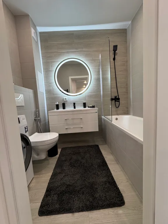 Уютная светлая квартира с видом на город