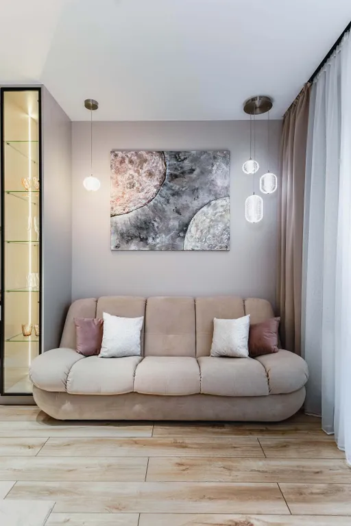 Светлые апартаменты с балконом в Минск мире