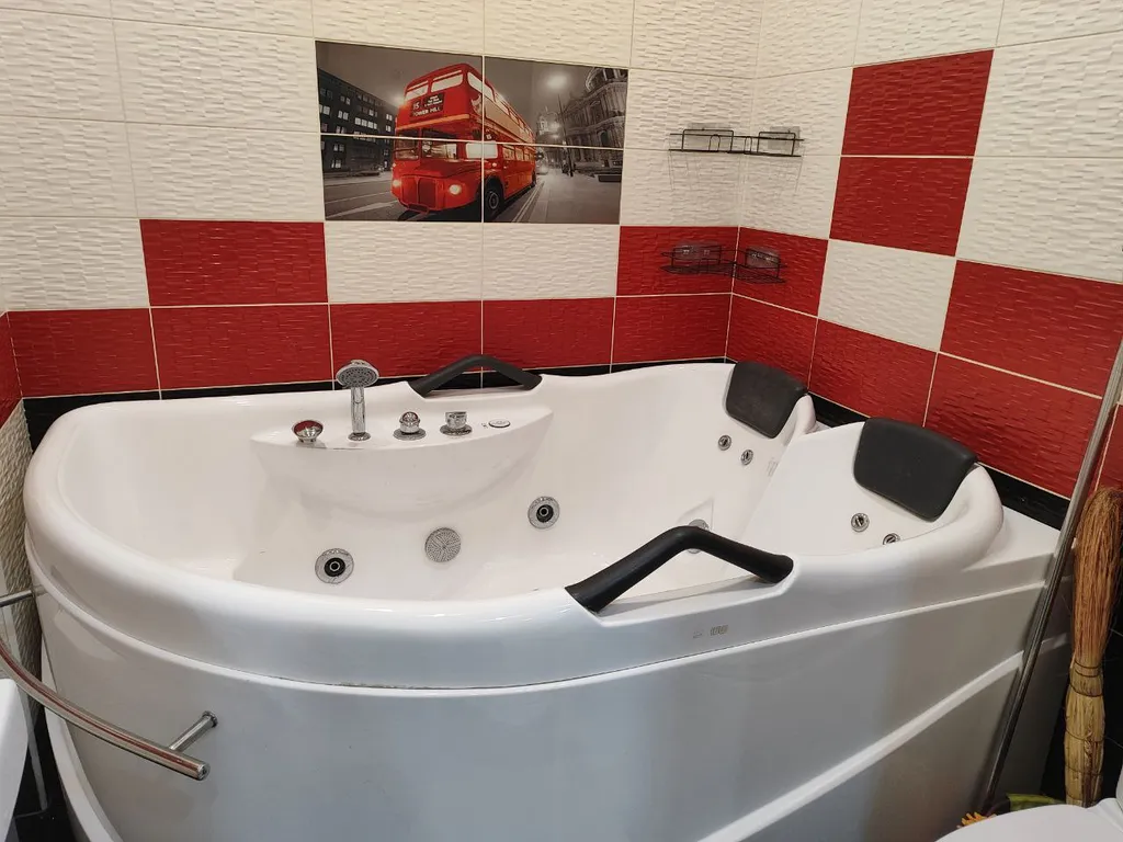 1 комнатная квартира с джакузи